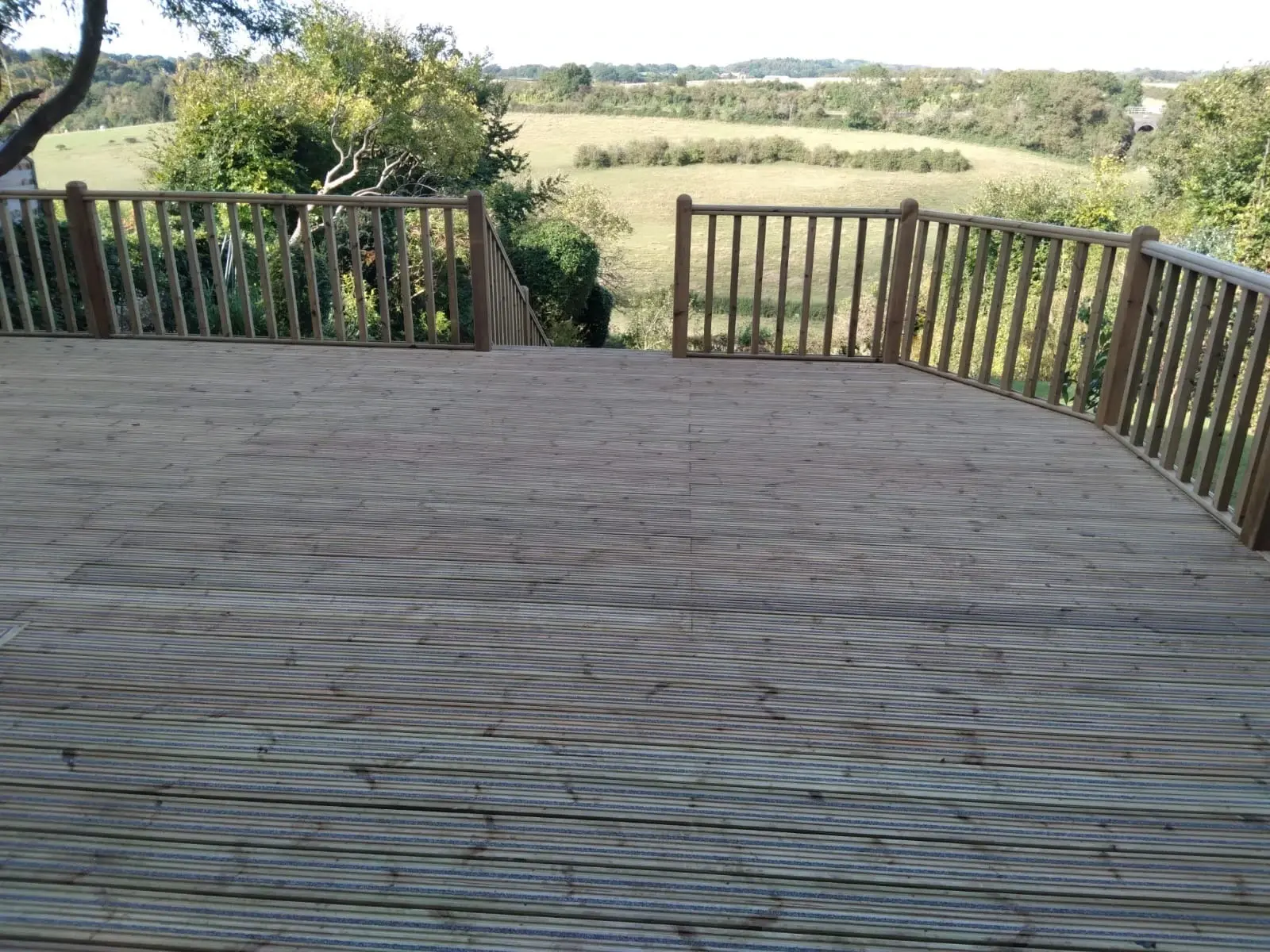 Allscapes Decking Contractors In Beaconsfield 02 Xlarge